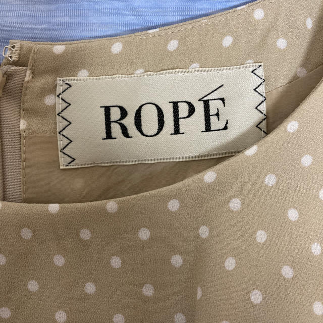 ROPE’(ロペ)のロペ ベージュドットワンピース　38 レディースのワンピース(ひざ丈ワンピース)の商品写真