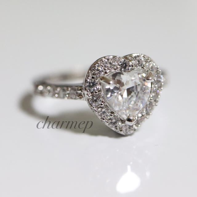 【CR030】高品質ハートczダイヤモンドキラキラシルバーリング指輪 レディースのアクセサリー(リング(指輪))の商品写真