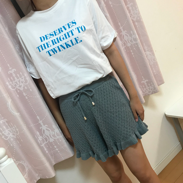 Mila Owen(ミラオーウェン)のミラオーエンTシャツ &レトロガールのニットハーフパンツ レディースのレディース その他(セット/コーデ)の商品写真