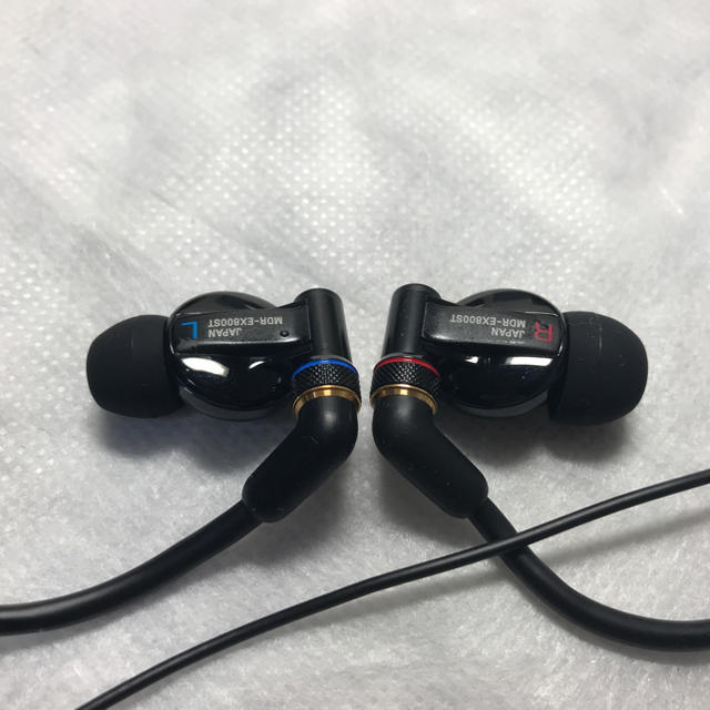 SONY(ソニー)のピータンさん専用　Sony MDR-EX800ST スマホ/家電/カメラのオーディオ機器(ヘッドフォン/イヤフォン)の商品写真