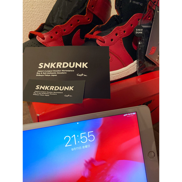 NIKE(ナイキ)のNIKE AIR JORDAN 1 HI ’85 “VARSITY RED” メンズの靴/シューズ(スニーカー)の商品写真