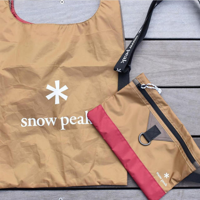 Snow Peak(スノーピーク)の⭐︎新品・未使用⭐︎ snow peak 原宿店限定　エコバッグ スポーツ/アウトドアのアウトドア(その他)の商品写真