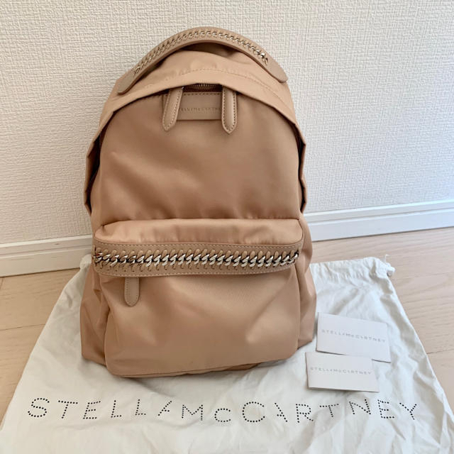 Stella McCartney(ステラマッカートニー)の値下👀ステラマッカートニーファベラ　リュック　シルバー レディースのバッグ(リュック/バックパック)の商品写真