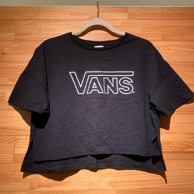 VANS(ヴァンズ)の【値下げ】 VANS ヴァンズ　半袖 Ｔシャツ ティーシャツ トップス　S レディースのトップス(Tシャツ(半袖/袖なし))の商品写真
