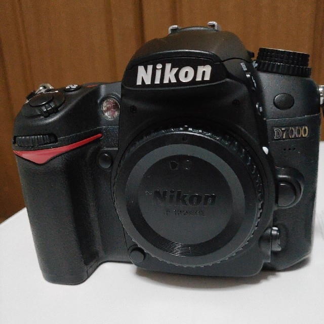 Nikon D7000 18-55標準レンズ  70-300タムロンレンズ