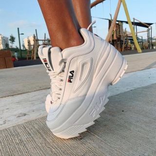 FILA スニーカー　白　ホワイト　25cm レディース