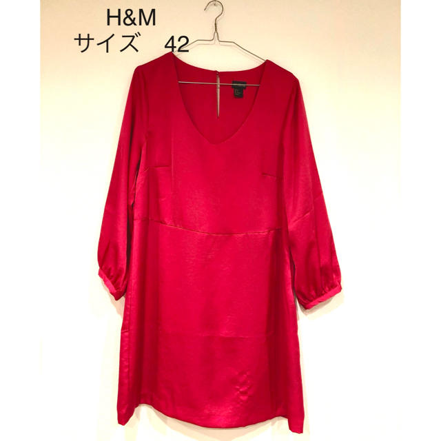 H&M(エイチアンドエム)の最終値下！美品✨H&M サテン調　ピンク　ワンピース　42 レディースのワンピース(ミニワンピース)の商品写真