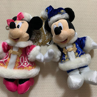 ミニーマウス(ミニーマウス)のクリスマスミッキー&ミニーぬいぐるみバッチ(キャラクターグッズ)