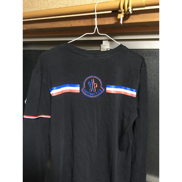 MONCLER(モンクレール)のモンクレール　ロングtシャツ メンズのトップス(Tシャツ/カットソー(七分/長袖))の商品写真