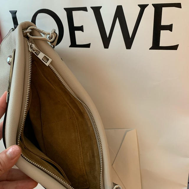 LOEWE(ロエベ)のロエベ　MISSY SMALL BAG レディースのバッグ(ショルダーバッグ)の商品写真