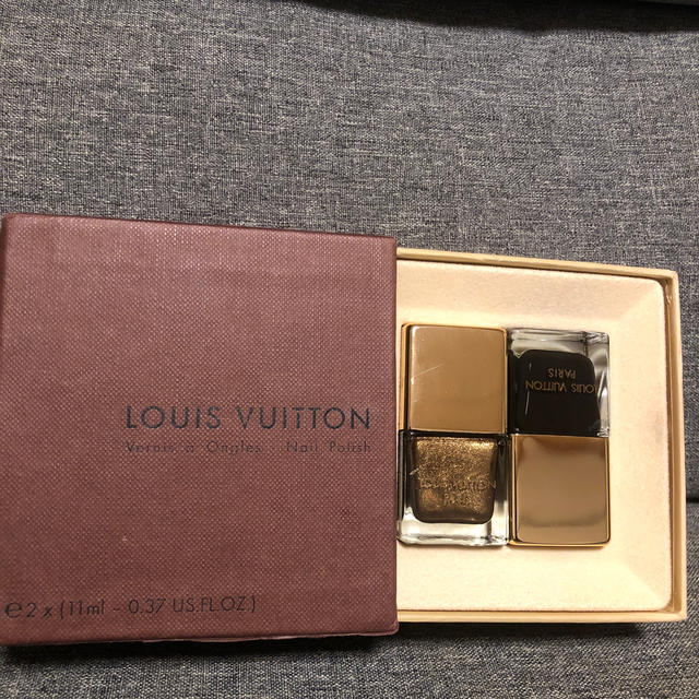 LOUIS VUITTON ネイルカラーセット