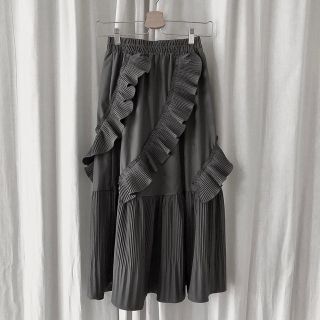 ウォール(WALL)のmさん♡frill skirt♡(ロングスカート)