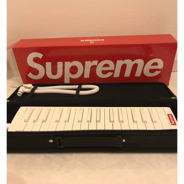 Supreme Hohner Melodica White