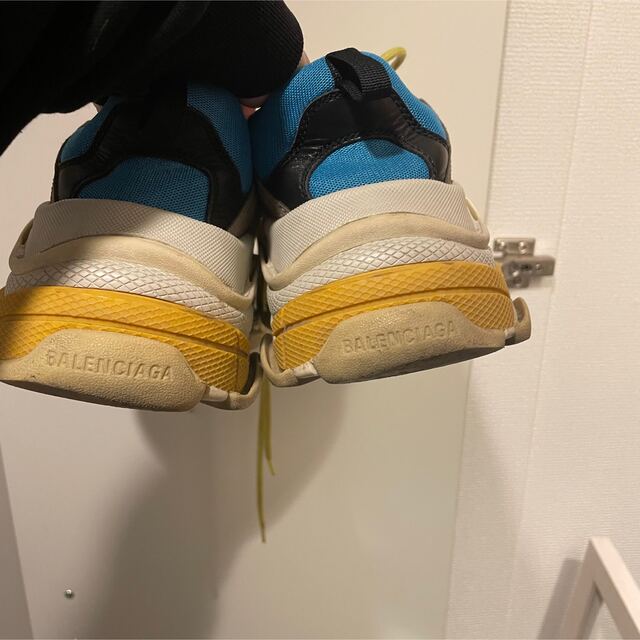 Balenciaga(バレンシアガ)の国内正規品　BALENCIAGA TRIPLE S メンズの靴/シューズ(スニーカー)の商品写真