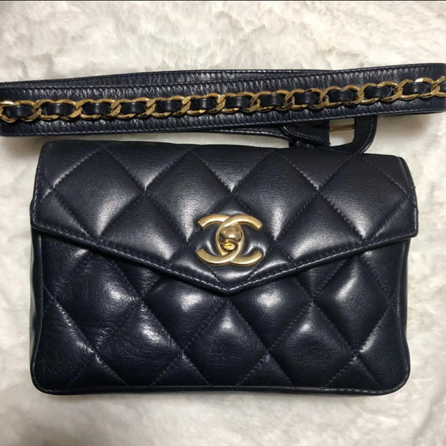 CHANEL シャネル　ポーチ　ヴィンテージ