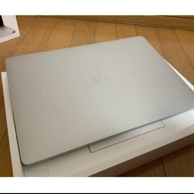 APPLE MacBook Pro MD103J/A