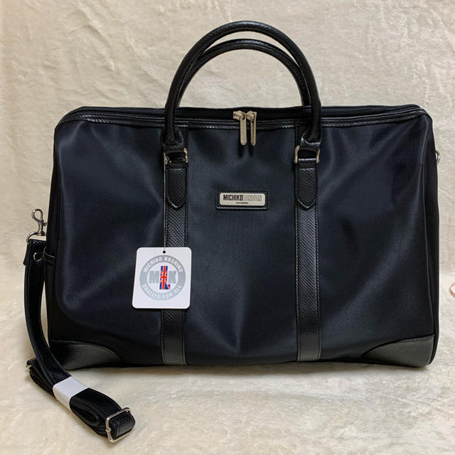 MICHIKO LONDON(ミチコロンドン)の【新品未使用】ミチコロンドン　大型ボストンバッグ　男女共用　ブラック メンズのバッグ(ボストンバッグ)の商品写真
