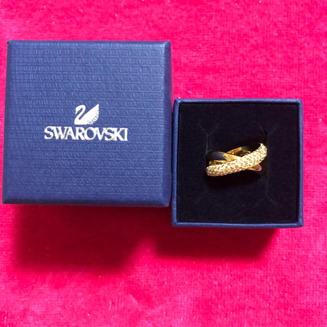 SWAROVSKI(スワロフスキー)のスワロフスキー ゴールドクロスリング レディースのアクセサリー(リング(指輪))の商品写真