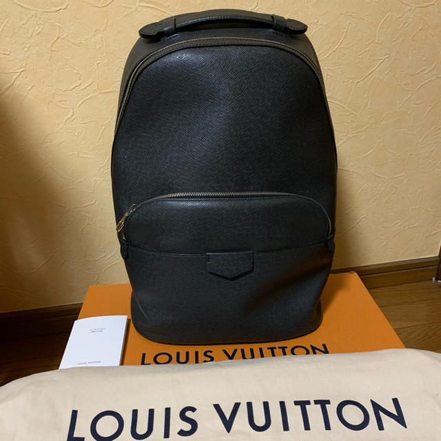 タイガサイズLOUIS VUITTON  タイガ アントン リュックサック バックパック