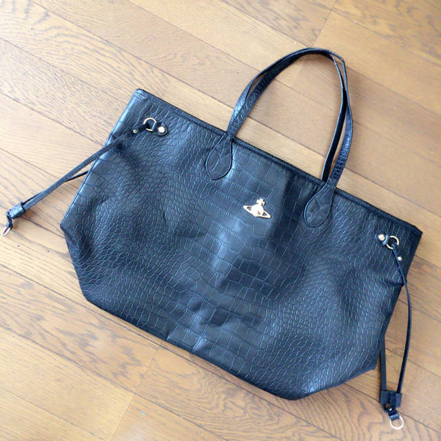 Vivienne Westwood(ヴィヴィアンウエストウッド)のヴィヴィアンウエストウッド☆トートバッグ レディースのバッグ(トートバッグ)の商品写真