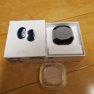 ギャラクシー(Galaxy)の【美品】GALAXY buds live  ブラック　ケース付　国内購入(ヘッドフォン/イヤフォン)