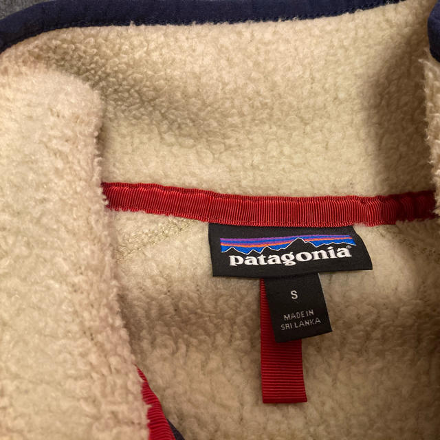 patagonia(パタゴニア)のパタゴニア　レトロパイルジャケット　メンズS メンズのジャケット/アウター(ブルゾン)の商品写真