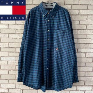 トミーヒルフィガー(TOMMY HILFIGER)の海外古着 美品 トミーヒルフィガー 長袖シャツ ブルーチェック エンブレム刺繍入(シャツ)