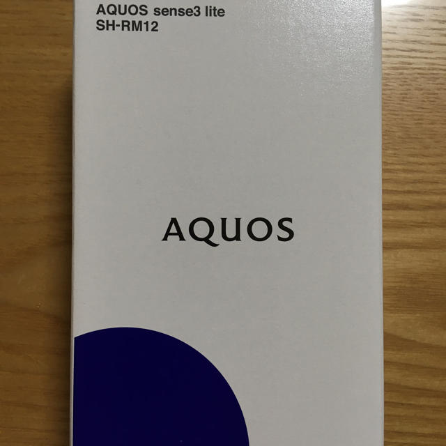 AQUOS(アクオス)の【新品未使用】SHARP AQUOS sense3 lite  スマホ/家電/カメラのスマートフォン/携帯電話(スマートフォン本体)の商品写真