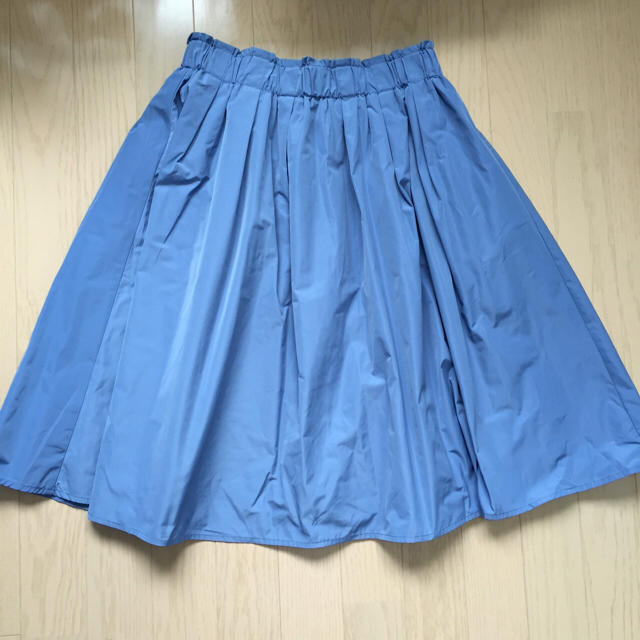 ROPE’(ロペ)のリリー様 ROPE タフタスカート レディースのスカート(ひざ丈スカート)の商品写真