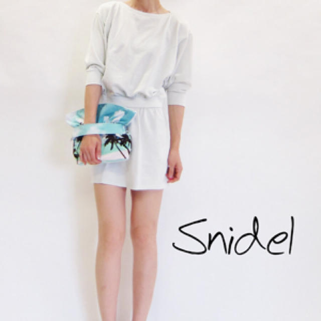 SNIDEL(スナイデル)のスナイデル◆スウェットミニワンピース レディースのワンピース(ミニワンピース)の商品写真