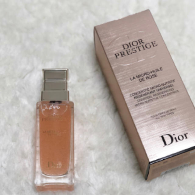 Dior  ユイルローズ