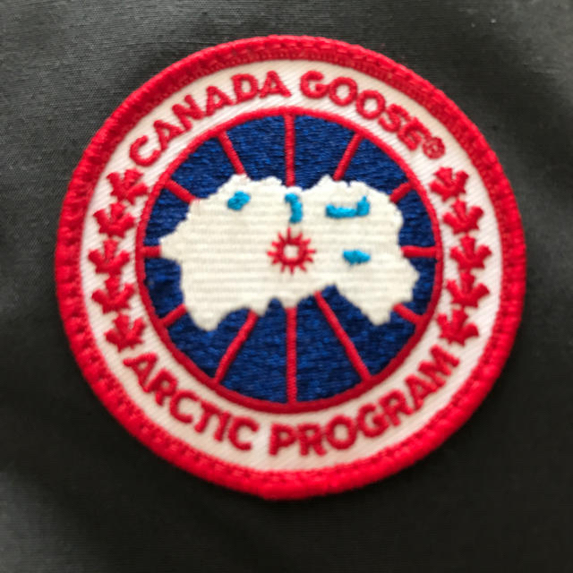 CANADA GOOSE(カナダグース)のカナダグース/ダウンベスト メンズのジャケット/アウター(ダウンベスト)の商品写真