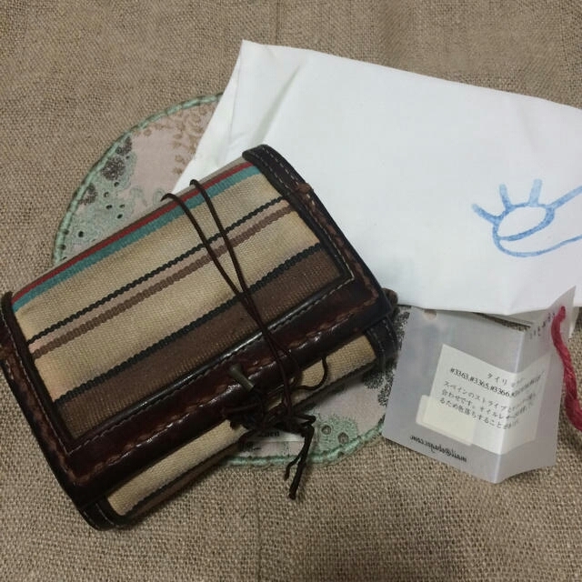H.P.FRANCE(アッシュペーフランス)のエバゴス 三つ折り財布  レディースのファッション小物(財布)の商品写真