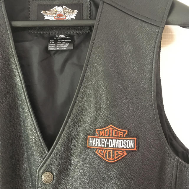 Harley Davidson(ハーレーダビッドソン)の美品　ハーレーダビッドソン　革ベスト　レザーベスト メンズのジャケット/アウター(ライダースジャケット)の商品写真