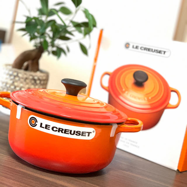 LE CREUSET(ルクルーゼ)のルクルーゼ　鍋　20㎝ インテリア/住まい/日用品のキッチン/食器(鍋/フライパン)の商品写真