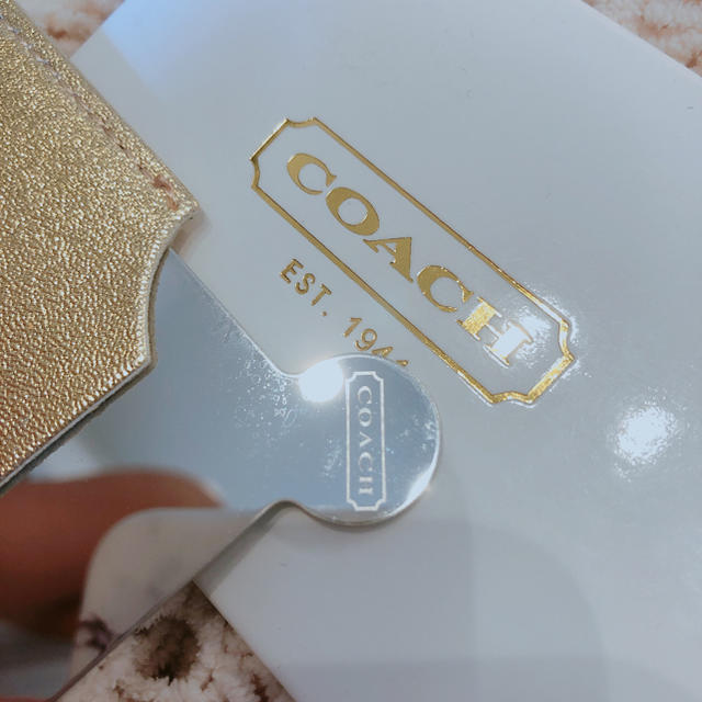 COACH(コーチ)のCOACH♡鏡＆ケース レディースのファッション小物(名刺入れ/定期入れ)の商品写真