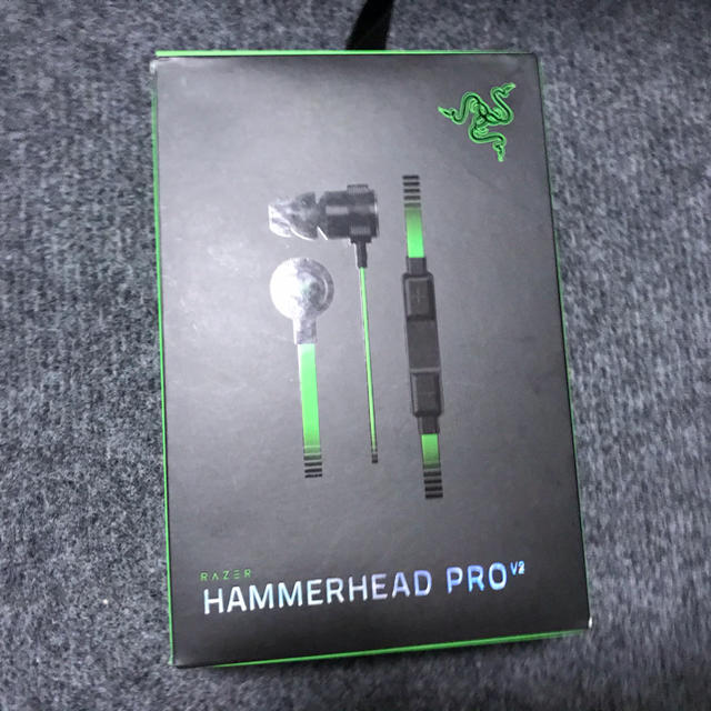 LAZER(レイザー)のRazer Hammerhead PRO V2 スマホ/家電/カメラのオーディオ機器(ヘッドフォン/イヤフォン)の商品写真