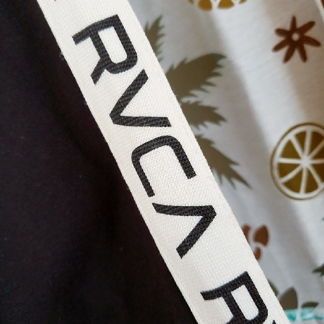 RVCA(ルーカ)のrvca レギンス　レギパン　ブラック　ユニセックス レディースのレッグウェア(レギンス/スパッツ)の商品写真