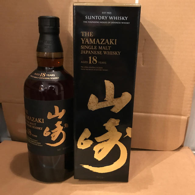 山崎18年　700ml 新品　未開封 食品/飲料/酒の酒(ウイスキー)の商品写真