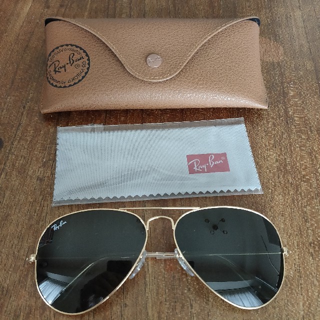 Ray-Ban(レイバン)のRay Banレイバン 3025 サングラス アビエイターラージメタル F メンズのファッション小物(サングラス/メガネ)の商品写真