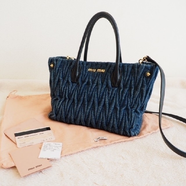 特価お得 miumiu - Miumiu デニム マトラッセ ショルダーバッグ 本物