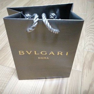 ブルガリ(BVLGARI)のBVLGARI    ゴールド　　手提げ紙袋💘💘(ショップ袋)