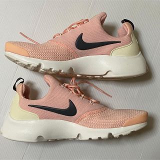 ナイキ(NIKE)のNIKEスニーカー　レディース24㎝(スニーカー)