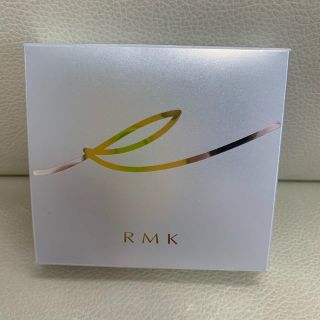 アールエムケー(RMK)の【新品未開封】RMK シルクフィットフェイスパウダーP01レフィル(フェイスパウダー)