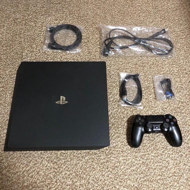 PS4 Pro 1TB CUH-7100B B01 ジェットブラック PS4 Pro 1TB CUH-7100B B01 ジェットブラック