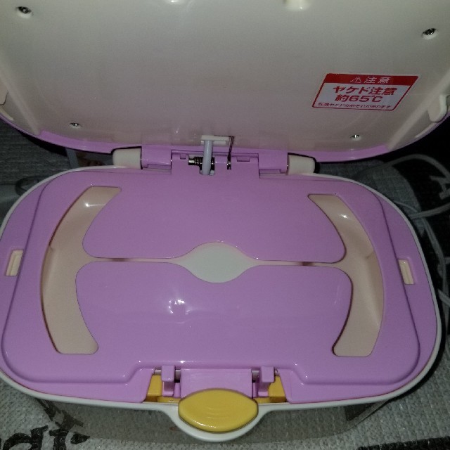 combi(コンビ)のCombi おしりふきあたため器 キッズ/ベビー/マタニティのおむつ/トイレ用品(ベビーおしりふき)の商品写真