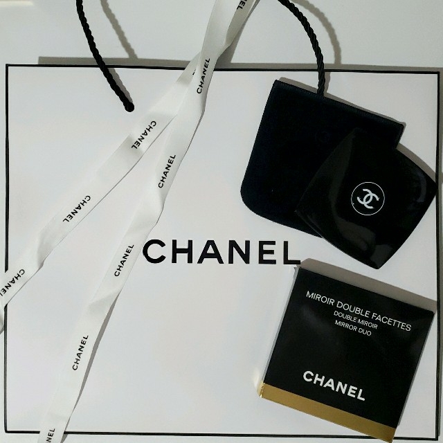 CHANEL(シャネル)のシャネル CHANEL ミロワール ドューブル ファセット コンパクトミラー レディースのファッション小物(ミラー)の商品写真