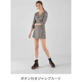 ベルシュカ(Bershka)のボタン付きジャンプスーツ Bershka(ミニワンピース)