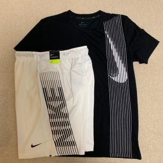 ナイキ(NIKE)のNIKE 上下セット(Tシャツ/カットソー(半袖/袖なし))