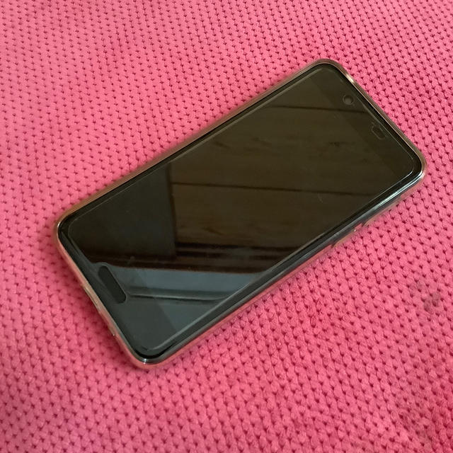 AQUOS(アクオス)のUQ mobile SHARP AQUOS SENCE再値下げ スマホ/家電/カメラのスマートフォン/携帯電話(スマートフォン本体)の商品写真